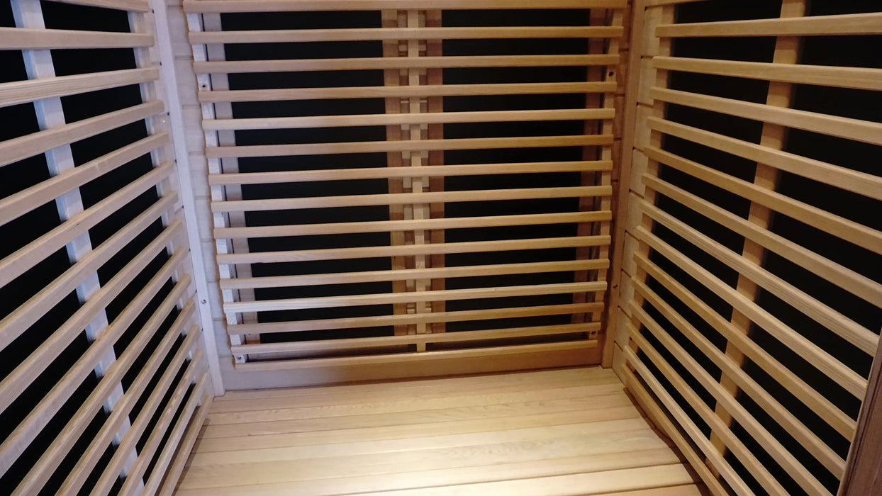 The North Star Sauna Cedar Wood Dry and Wet Steam Sauna Rooms